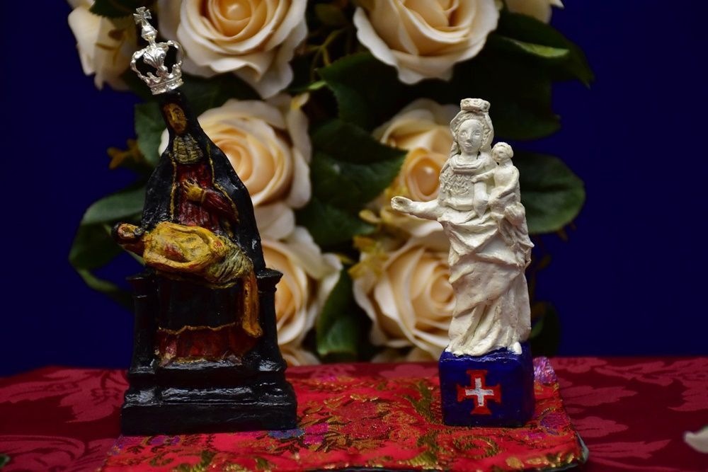 Bendición de la Cruz de Mayo en la Casa de Ceuta en Sevilla